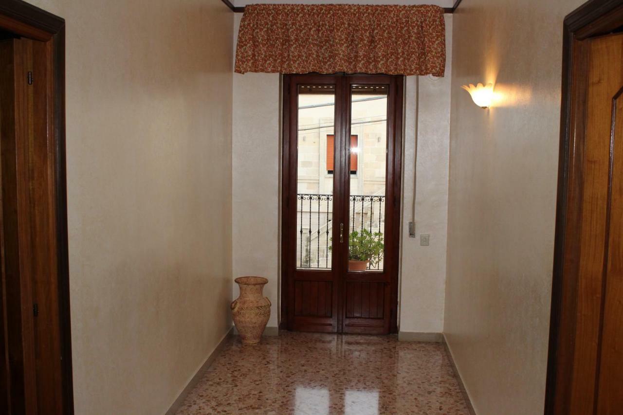 Antico Borgo Villa Monacizzo Bagian luar foto